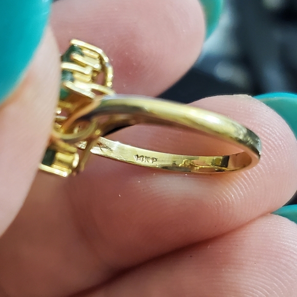 14k emerald & diamond ring size 6 1/4. Stamped 14kP for plumb meaning exactly 14 - Picture 7 of 9